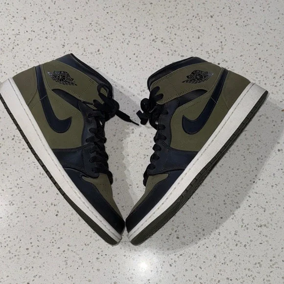 Jordan 1 Mid Olive Canvas - Picture 4 of 7